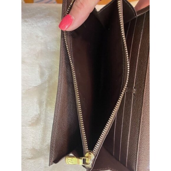 Authentic Louis Vuitton Damier Ebene Sarah Snap Wallet - Picture 11 of 11